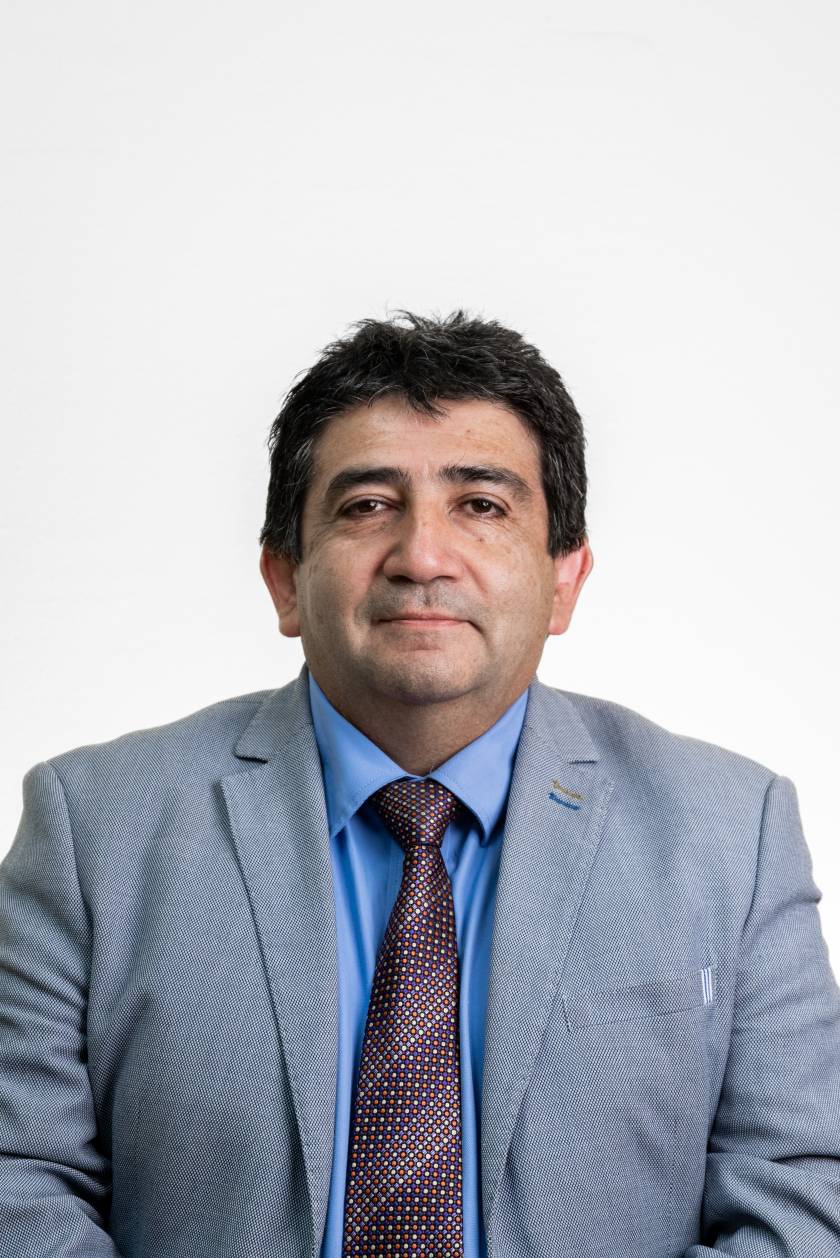 Pr Andrés Vera Rosales